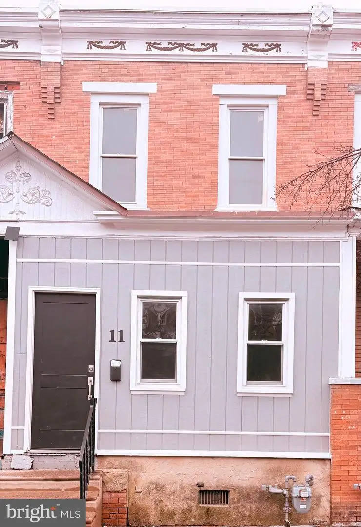 11 N 28th St, Camden, NJ 08105 - #1