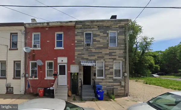 974 S 8th St, CAMDEN, NJ 08103