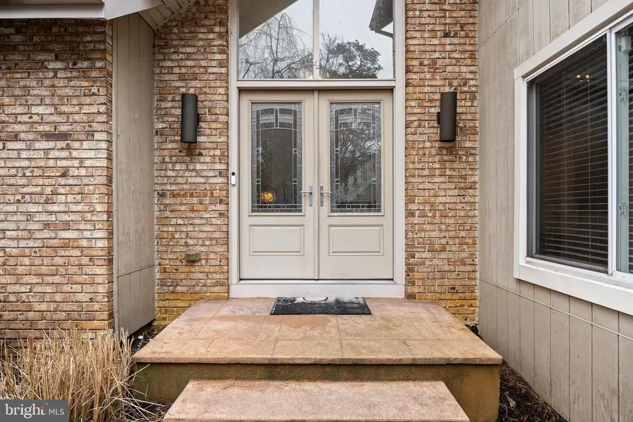 4 Ashton Dr, Voorhees, NJ 08043 - #3