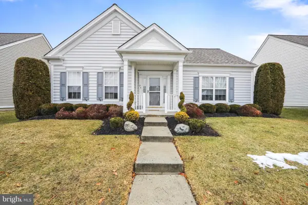 24 Old Mill Dr, VOORHEES, NJ 08043