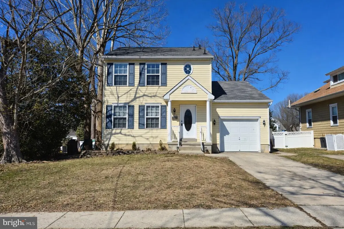 423 W Jackson Ave, Magnolia, NJ 08049 - #1