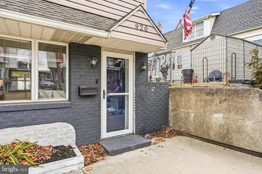 920 Bergen St, Gloucester City, NJ 08030 - #3