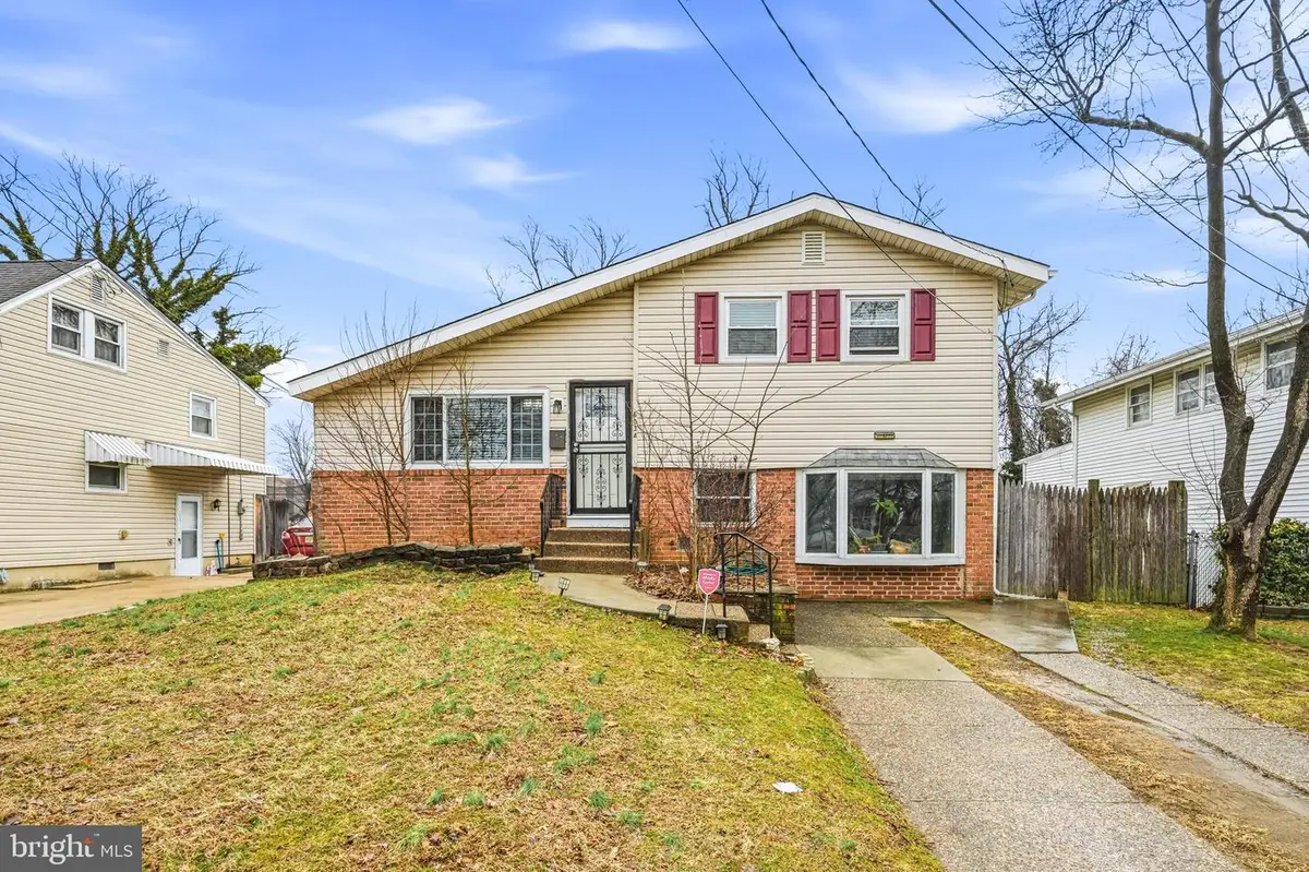 6034 Lexington Ave, Pennsauken, NJ 08109 - #1