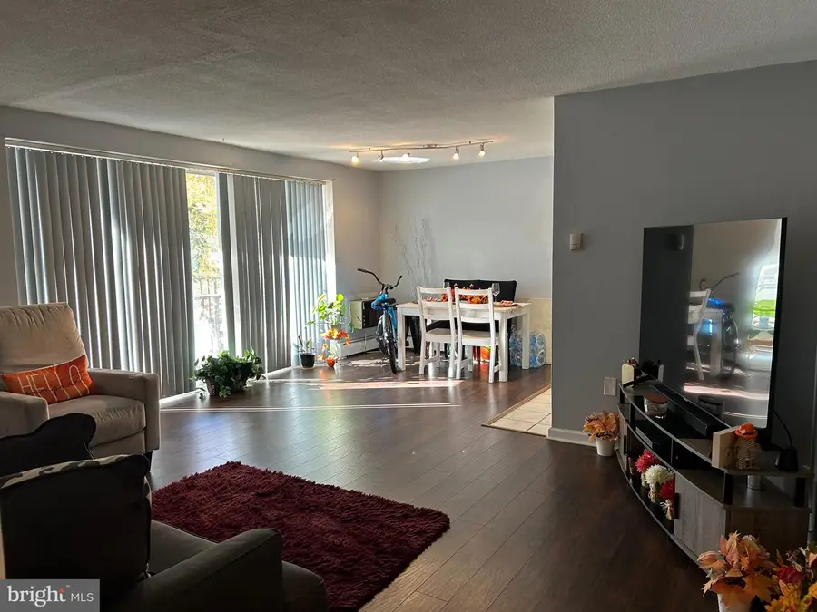 215 Chestnut Pl, Cherry Hill, NJ 08002 - #2