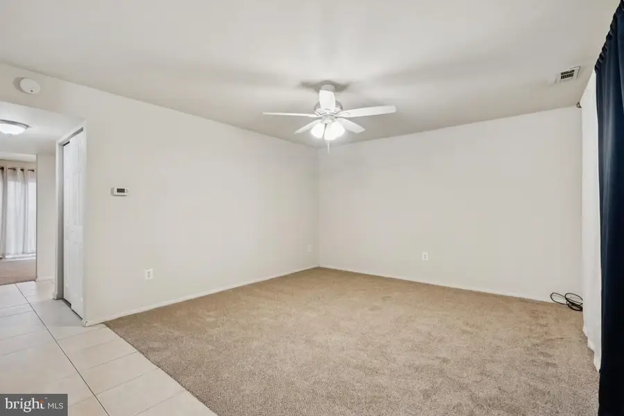 827 E Elm Ave, Lindenwold, NJ 08021 - #3