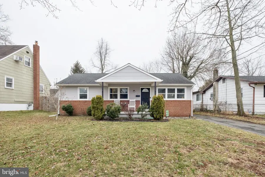 614 W Brooke Ave, Magnolia, NJ 08049 - #2