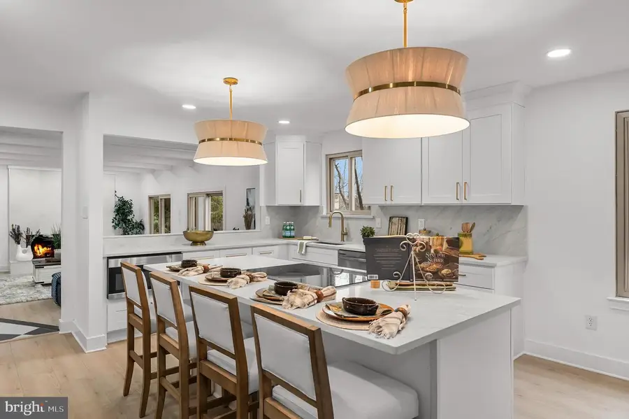 64 Chippenham Dr, Voorhees, NJ 08043 - #2