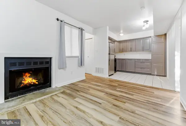 403 Shelby Ct, SICKLERVILLE, NJ 08081