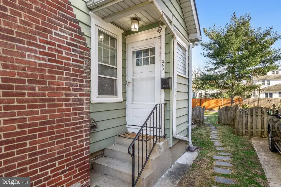 252 Rhoads Ave, Haddonfield, NJ 08033 - #3