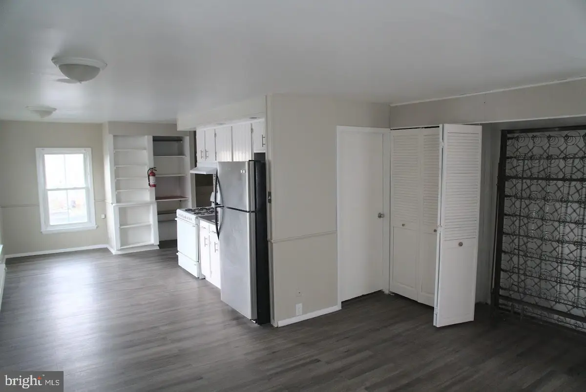 410 Monmouth St, Gloucester City, NJ 08030 - #1