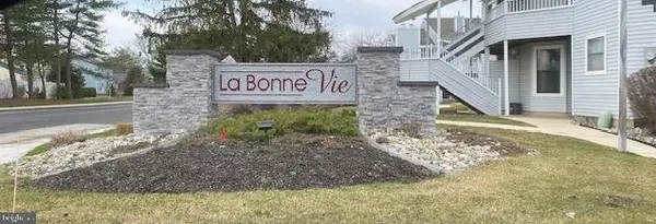 3306 Jennifer Ct, VOORHEES, NJ 08043