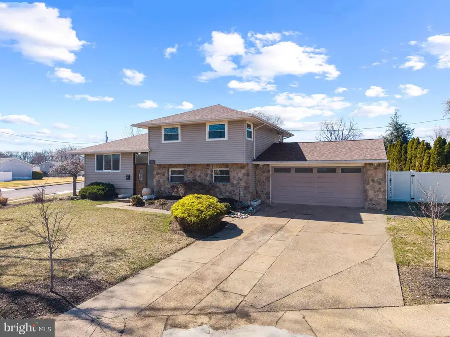 27 Randy Rd, Glendora, NJ 08029 - #3