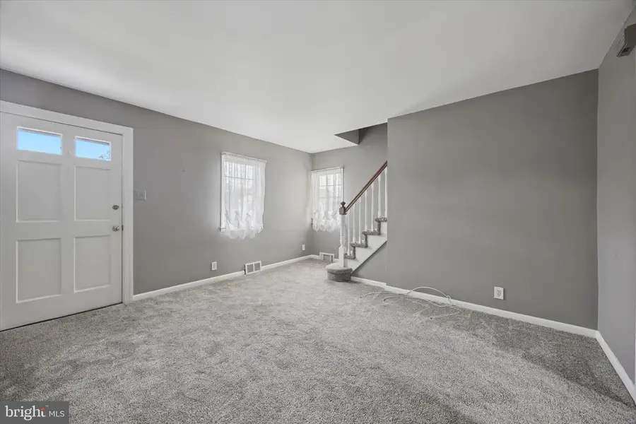 13 Park Dr, Bellmawr, NJ 08031 - #3