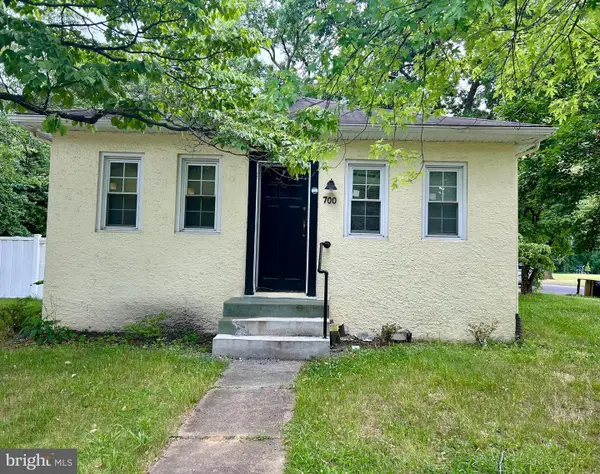 700 Church Rd, CHERRY HILL, NJ 08002