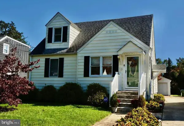 13 Rhode Island Ave, CHERRY HILL, NJ 08002