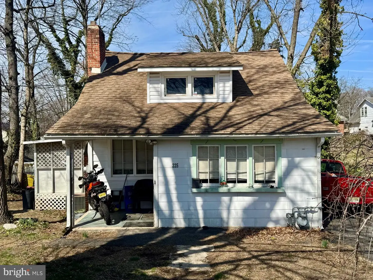 225 Union Ave, Runnemede, NJ 08078 - #1