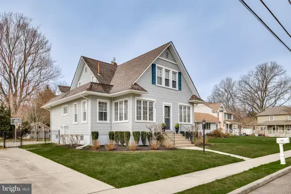 236 E Williams Ave, BARRINGTON, NJ 08007