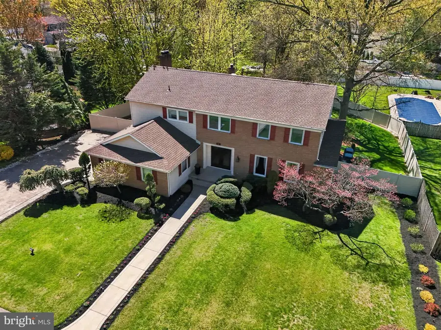 521 Kings Dr, Cherry Hill, NJ 08003 - #2