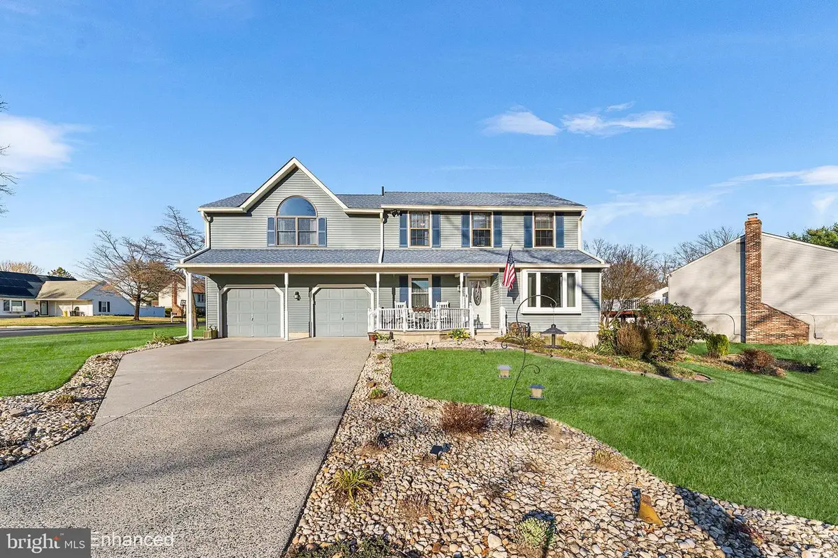 8201 Weymouth Dr, Pennsauken, NJ 08109 - #1