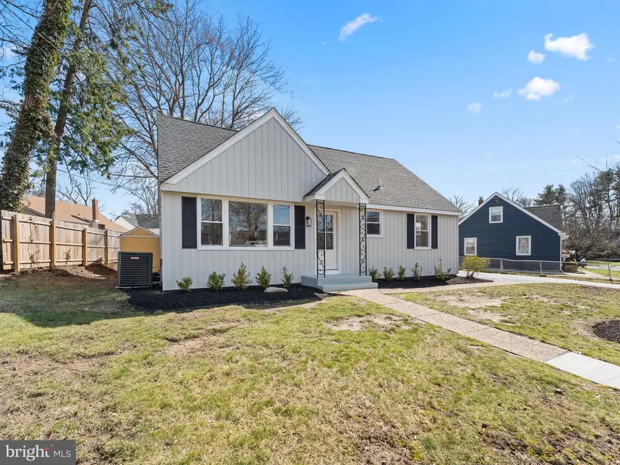 300 W Holly Ave, Oaklyn, NJ 08107 - #3