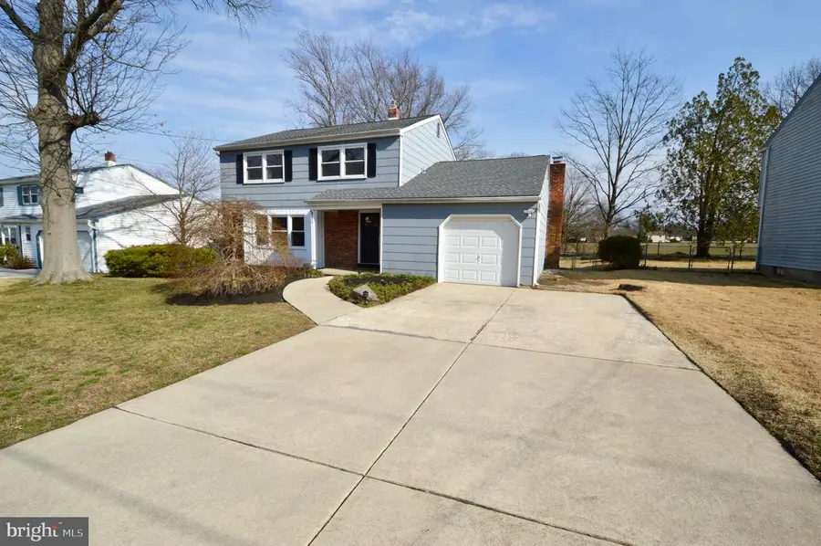 323 Brookline Ave, Cherry Hill, NJ 08002 - #2