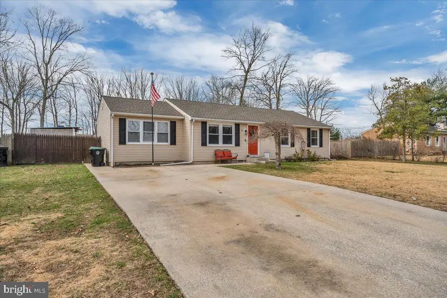 4 Pin Oak Dr, Atco, NJ 08004 - #3