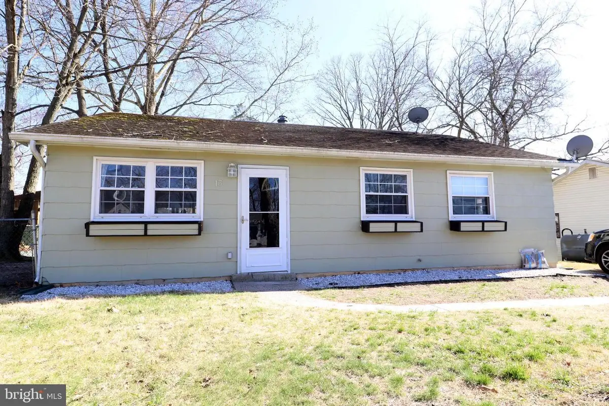 13 Highland Ave, Sicklerville, NJ 08081 - #1