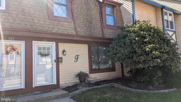 127 Chelsea Cir #b143, CLEMENTON, NJ 08021