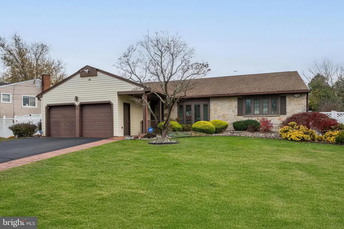 19 Orchid Ln, Cherry Hill, NJ 08002 - #1