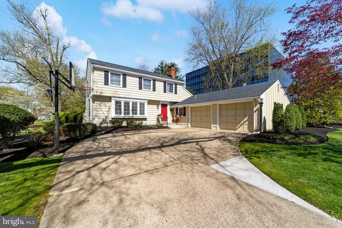 60 Pine Valley Rd, Cherry Hill, NJ 08034 - #1