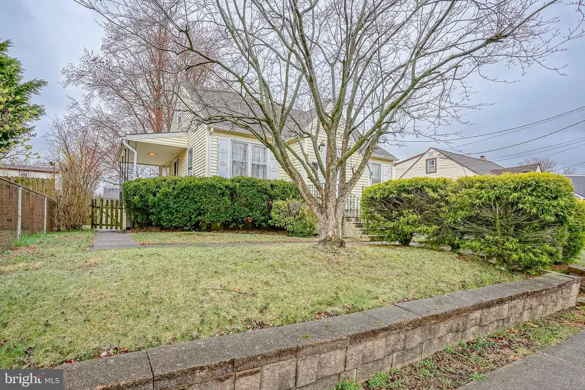 702 W Lincoln Ave, Magnolia, NJ 08049 - #1