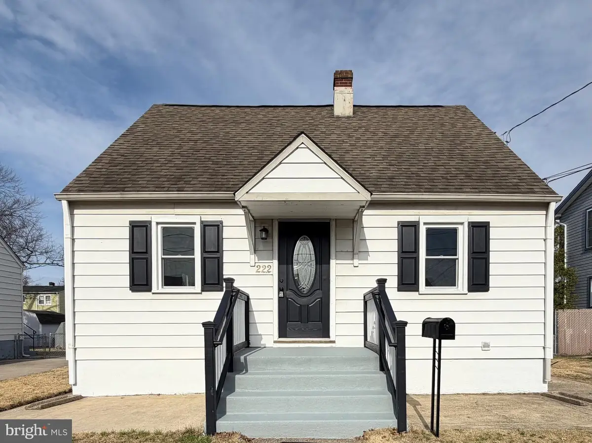 222 Bergen Ave, Bellmawr, NJ 08031 - #1