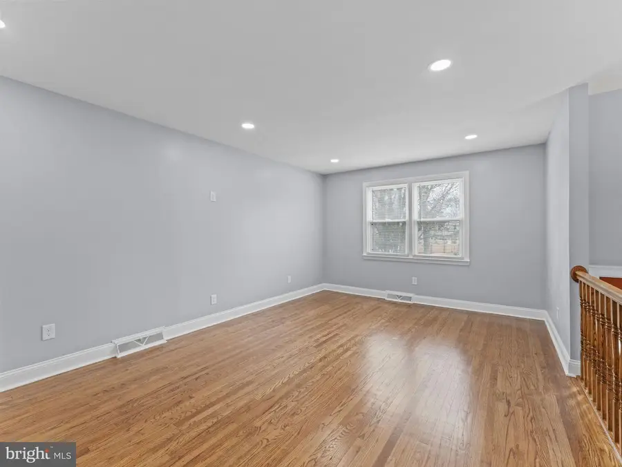 916 Edgemoor Rd, Cherry Hill, NJ 08034 - #2