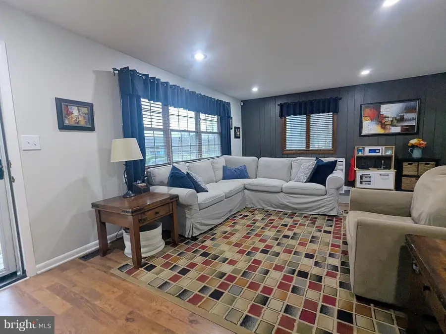 257 Crestview Ave, Blackwood, NJ 08012 - #3