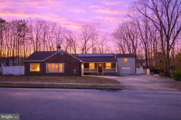 4 Walton Ct, SICKLERVILLE, NJ 08081