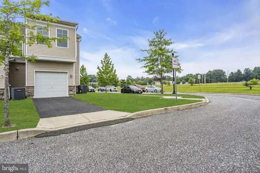 41 E Rowand Way E, Clementon, NJ 08021 - #3