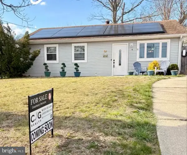 4 Lincoln Ave, SICKLERVILLE, NJ 08081