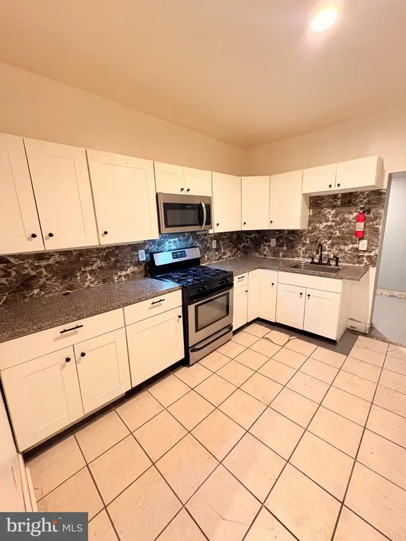 1407 S 9th St, Camden, NJ 08104 - #3