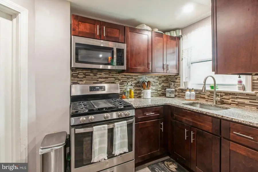 608 Raritan St, Camden, NJ 08105 - #3