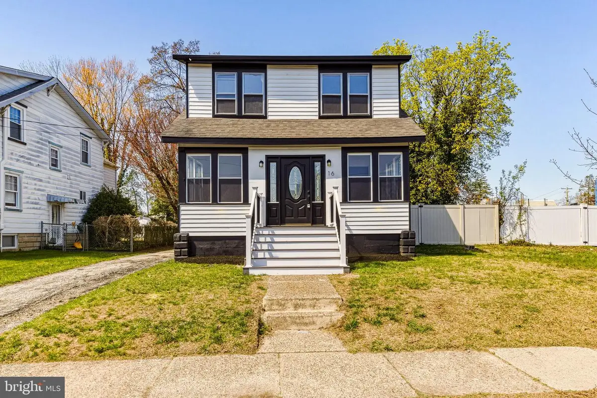 16 Madison Ave, Laurel Springs, NJ 08021 - #1