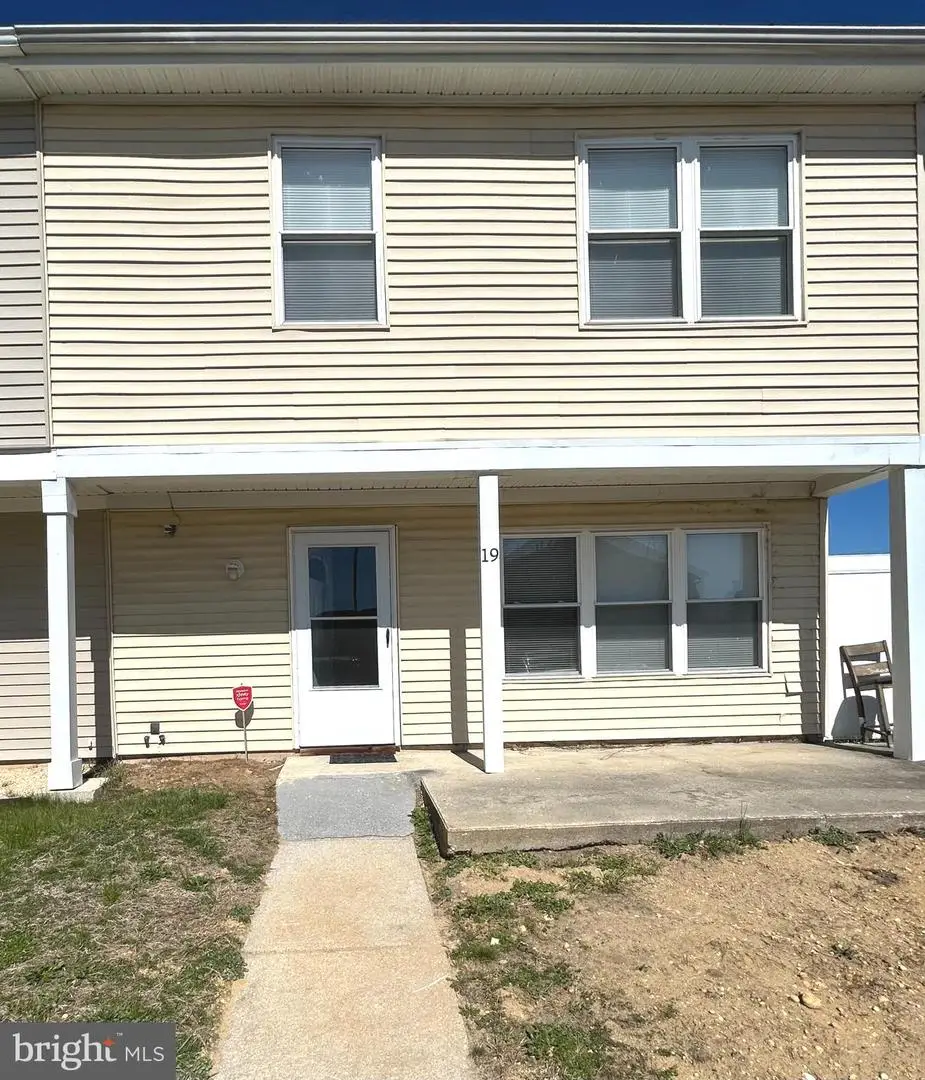 19 Lamont Ct, Sicklerville, NJ 08081 - #1