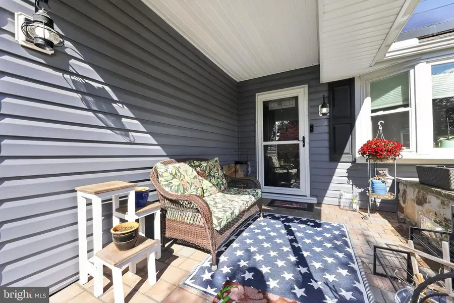 9 Charles Ave, Blackwood, NJ 08012 - #2