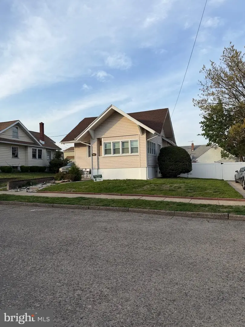2222 Scovel Ave, Pennsauken, NJ 08110 - #1