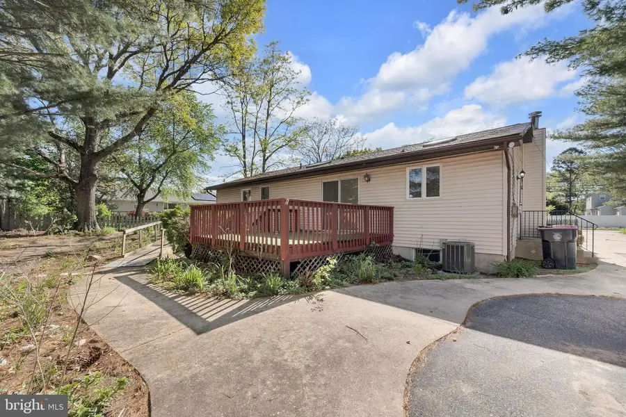 202 Grove Ave, West Berlin, NJ 08091 - #3