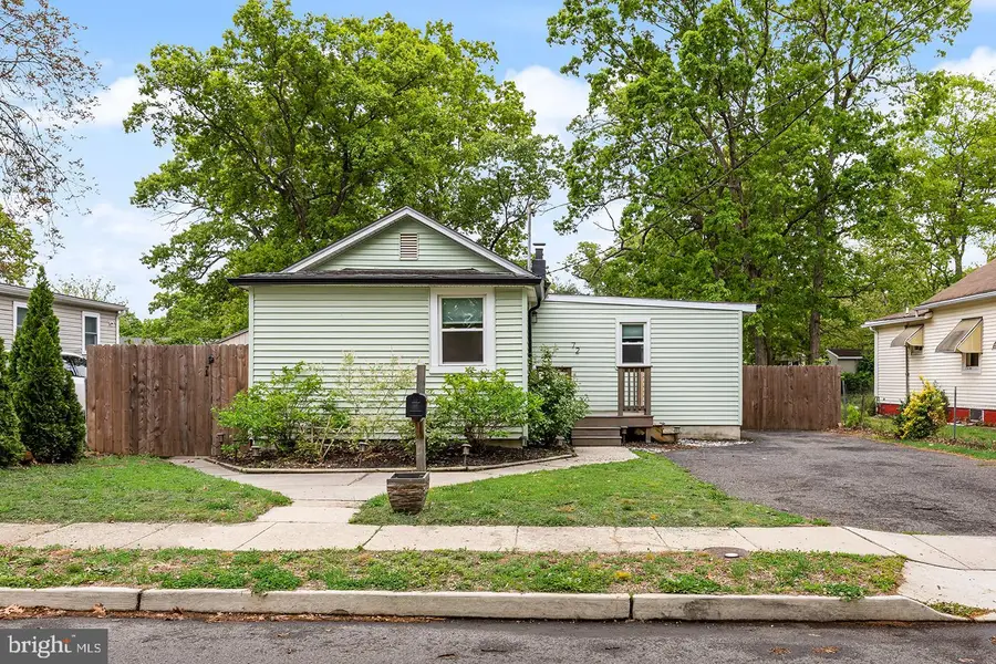 72 E 9th Ave, Pine Hill, NJ 08021 - #2
