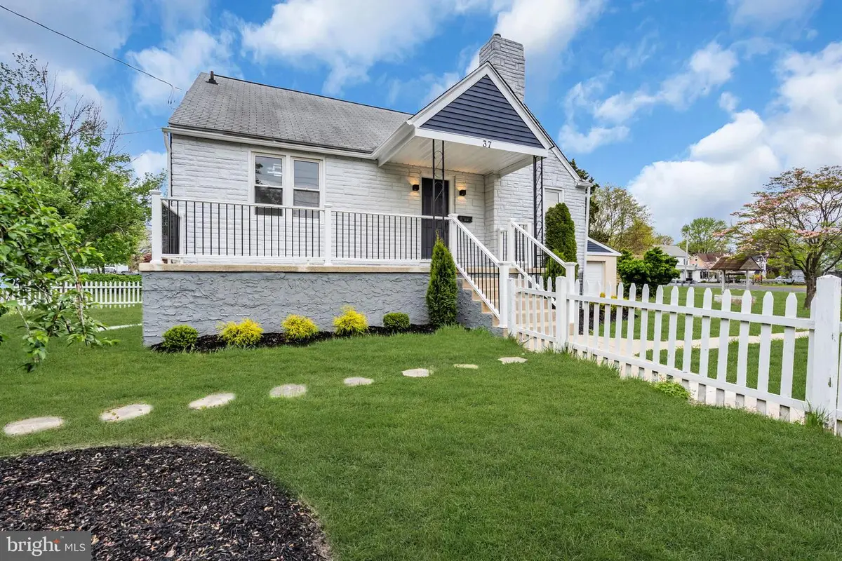 37 Washington Ave, Berlin, NJ 08009 - #1