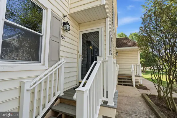 709 Society Hill Blvd., CHERRY HILL, NJ 08003