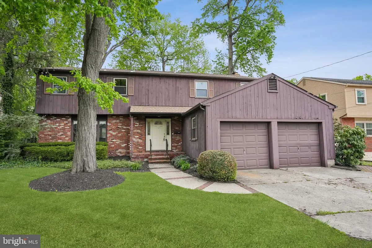124 Green Vale Rd, Cherry Hill, NJ 08034 - #1