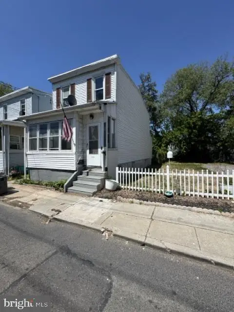 135 Westminster Ave, Gloucester City, NJ 08030 - #1