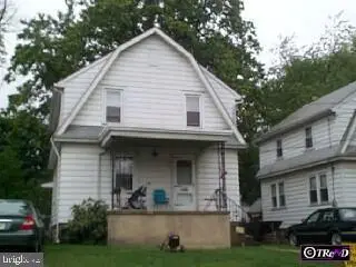 102 W Cedar Ave, OAKLYN, NJ 08107
